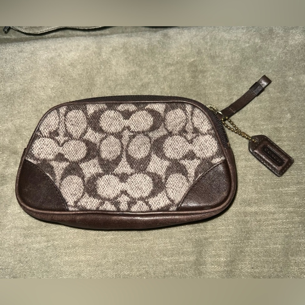 Coach cosmetic case